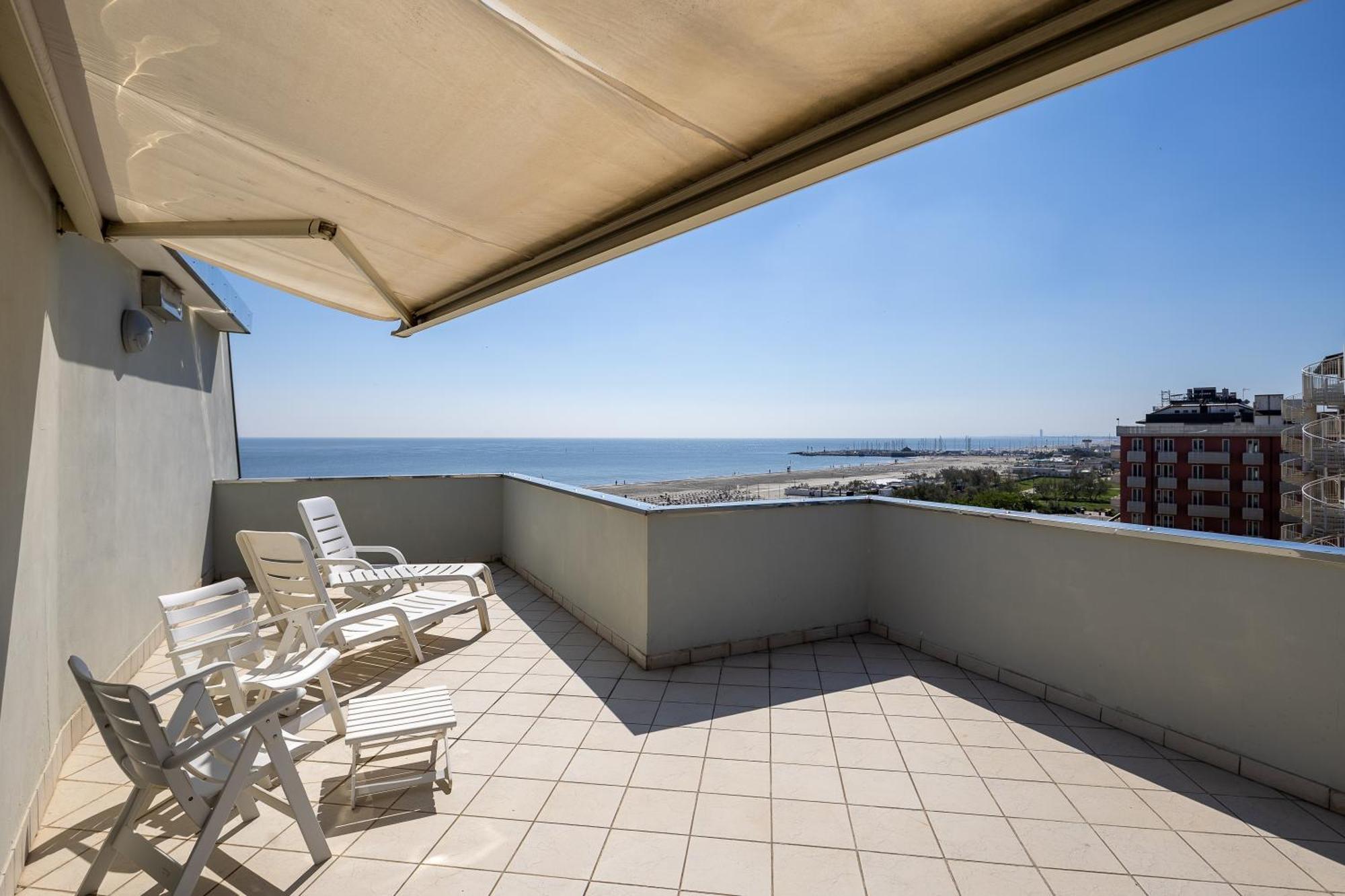 Hotel Oriente Milano Marittima Buitenkant foto