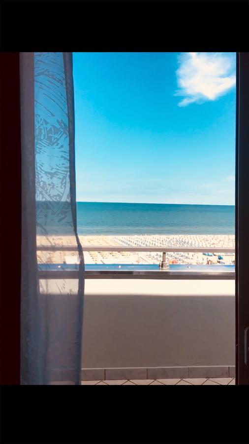 Hotel Oriente Milano Marittima Buitenkant foto